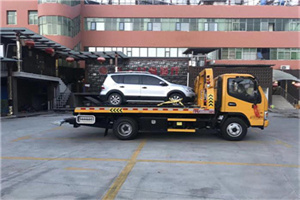 鄂城汽车紧急补胎换胎救援